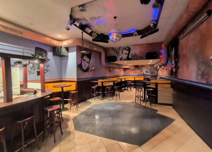 Отель Smart B&b1 Bb1 120 *